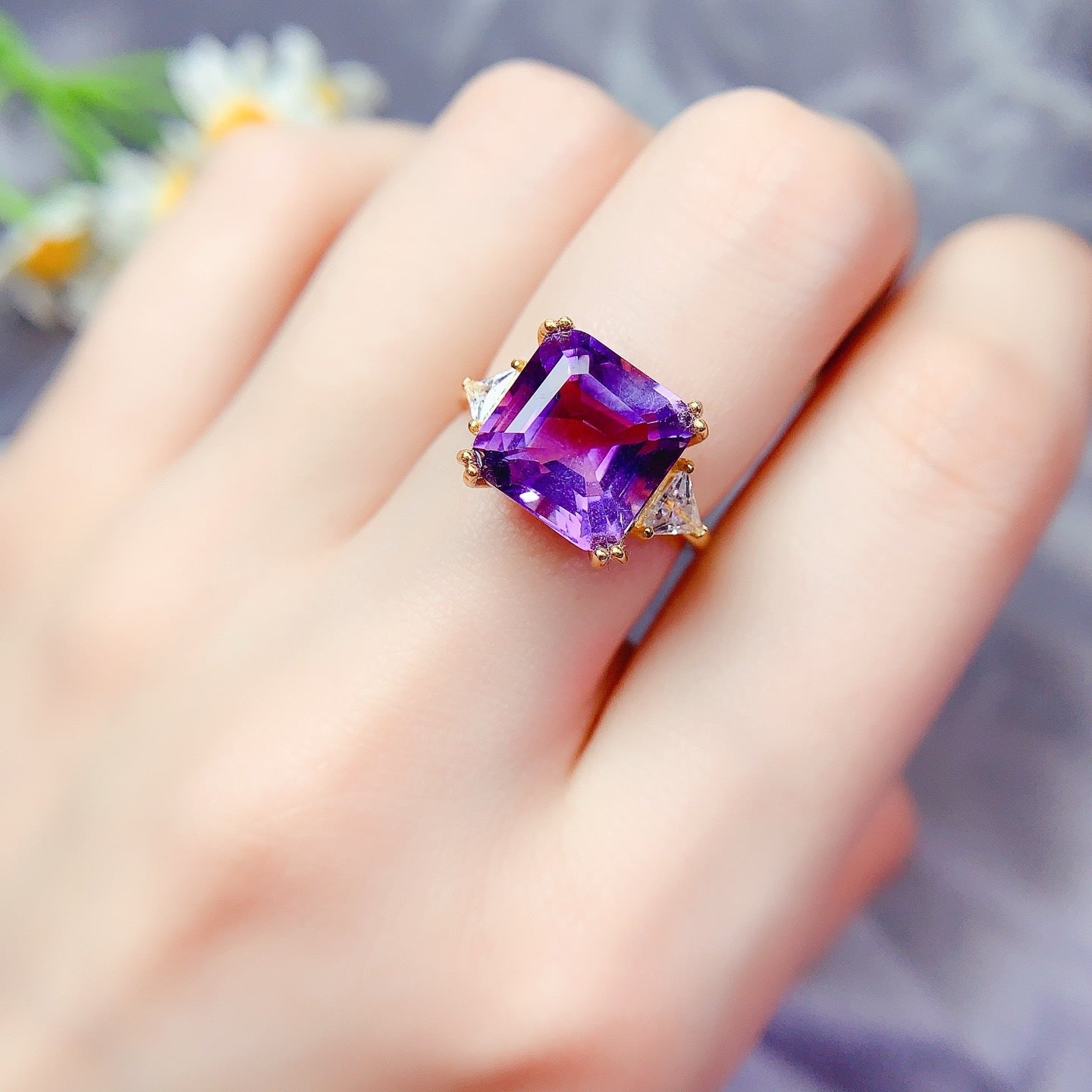 Elegant Amethyst Ring