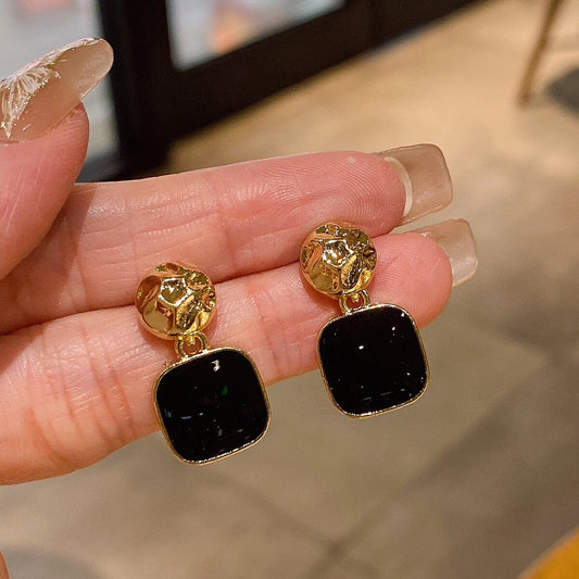 Elegant Black Onyx Earrings