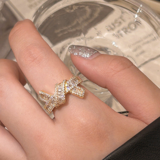 Elegant Bow Diamond Ring