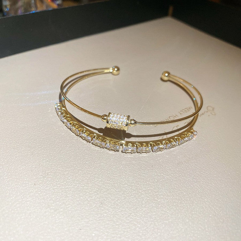 Elegant Crystal Bracelet