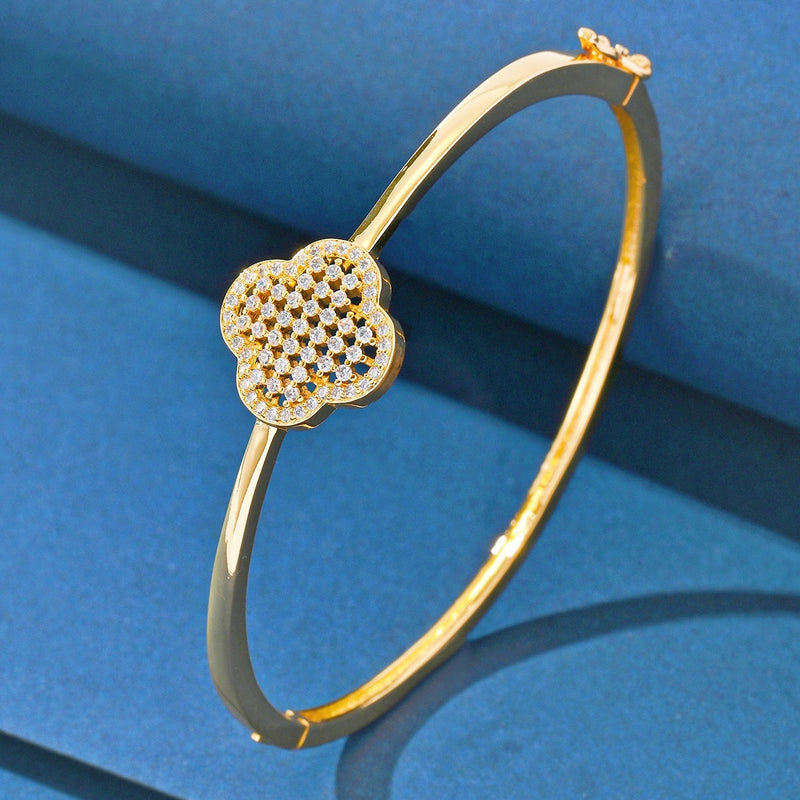 Elegant Crystal Flower Bracelet