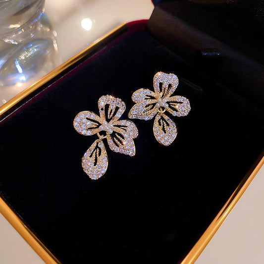 Elegant Crystal Flower Earrings