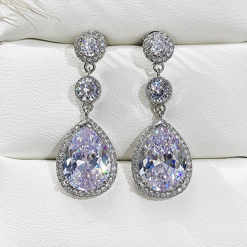 Elegant Crystal Teardrop