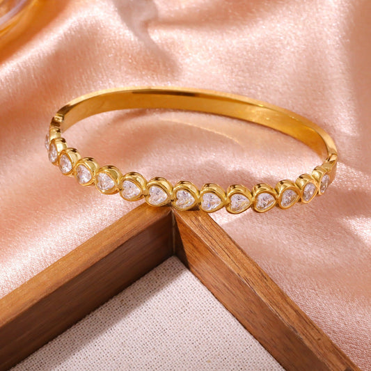 Elegant Gold Bracelet