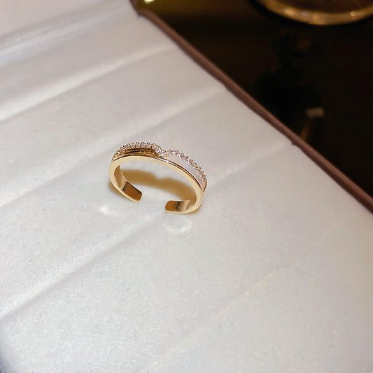 Elegant Gold Crystal Ring