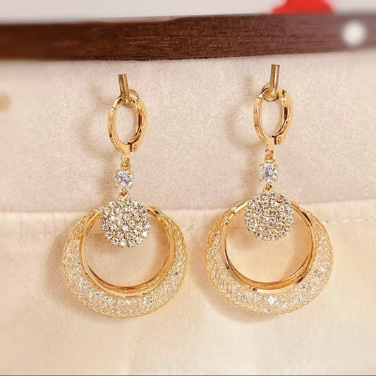 Elegant Gold Drop Earrings