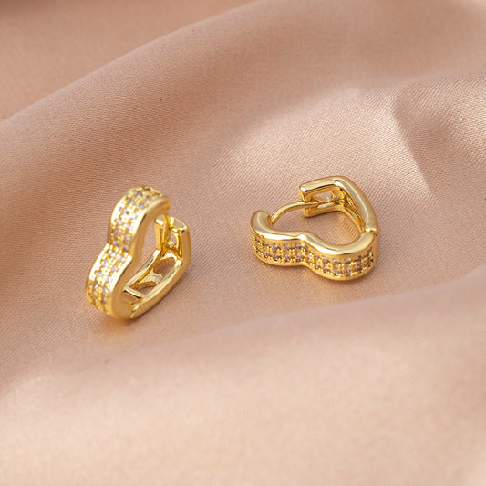 Elegant Gold Hoop Earrings