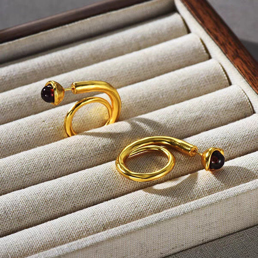 Elegant Gold Hoop Earrings