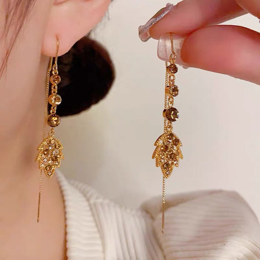 Elegant Gold Leaf Earrings