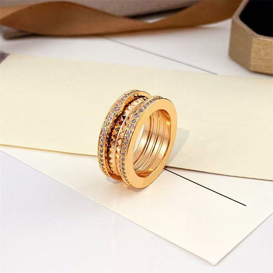 Elegant Gold Ring
