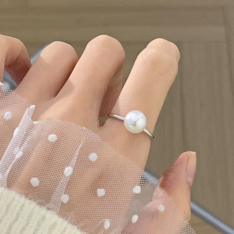 Elegant Minimalist Single Pearl Ring