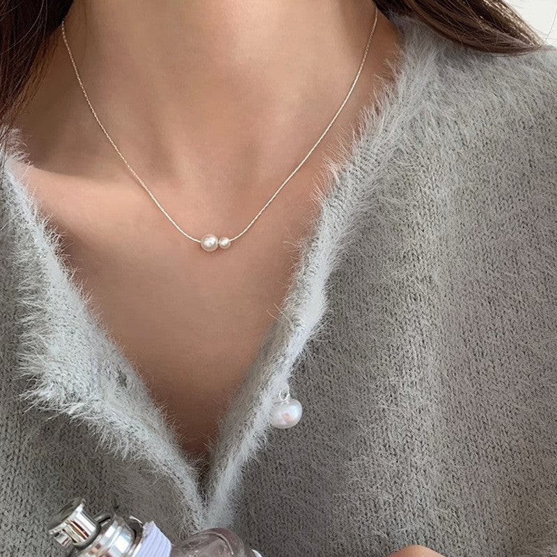 Elegant Minimalist Triple Pearl Gold