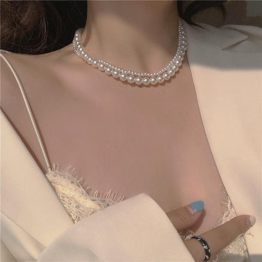 Elegant Mixed Pearl Choker