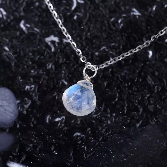 Elegant Moonstone Pendant