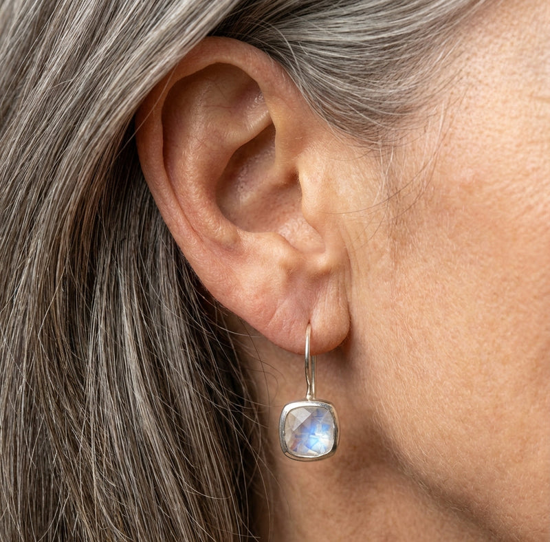 An Moonstone Square Drop Earring Set