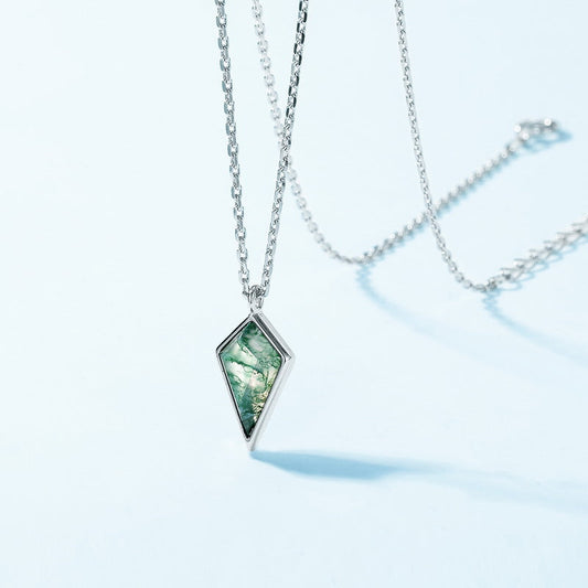 Elegant Moss Agate Necklace