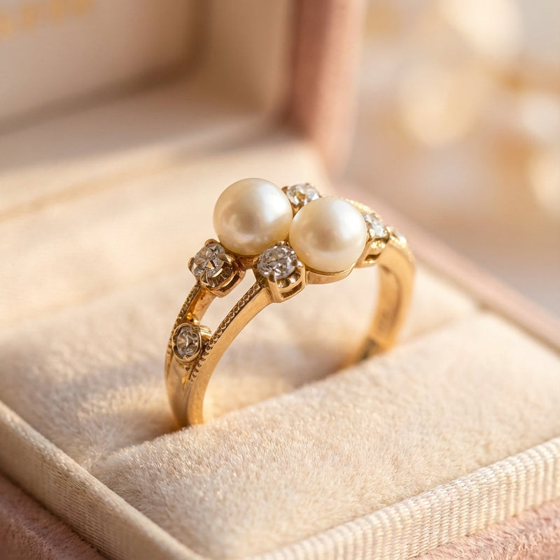 Elegant Pearl Diamond Ring