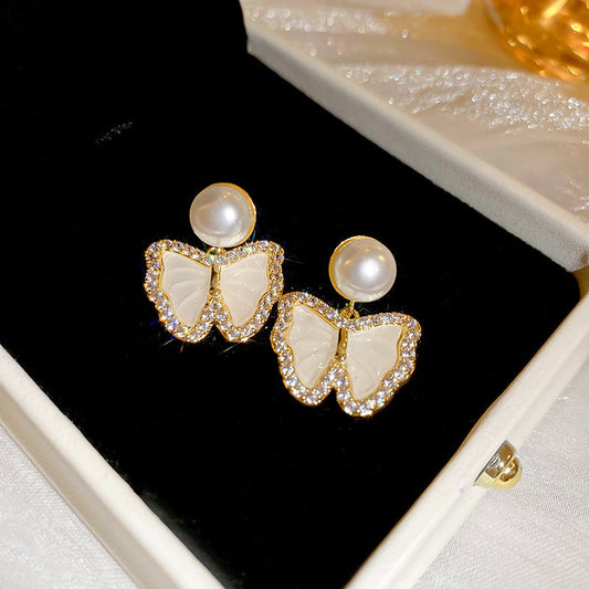Elegant Pearl Drop Earrings