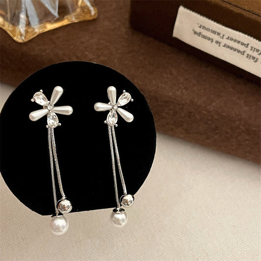 Elegant Pearl Drop Earrings