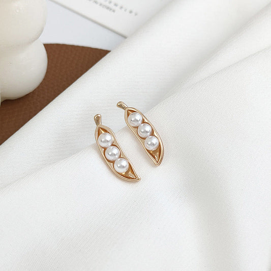 Elegant Pearl Earrings