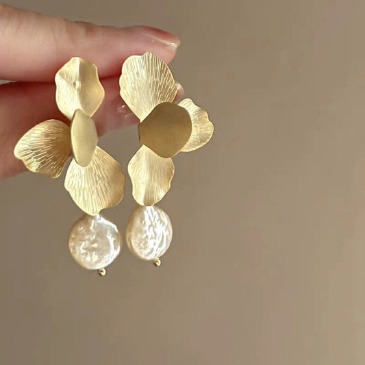 Elegant Pearl Earrings