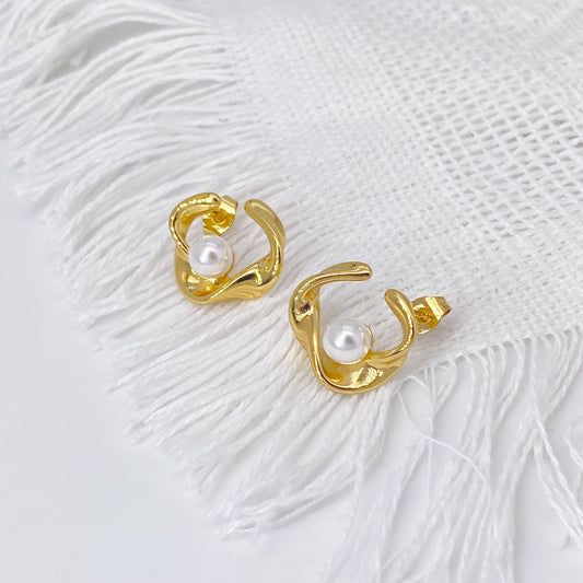 Elegant Pearl Earrings