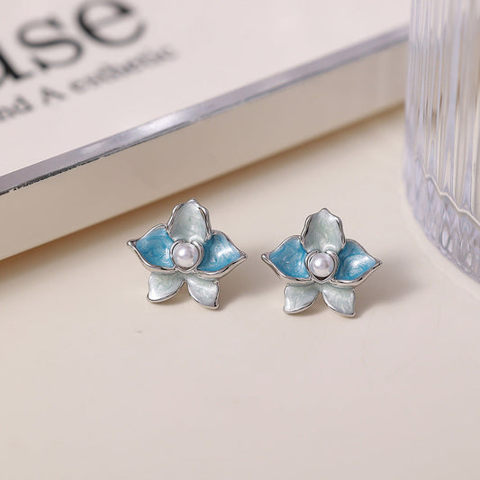 Elegant Pearl Flower Earrings