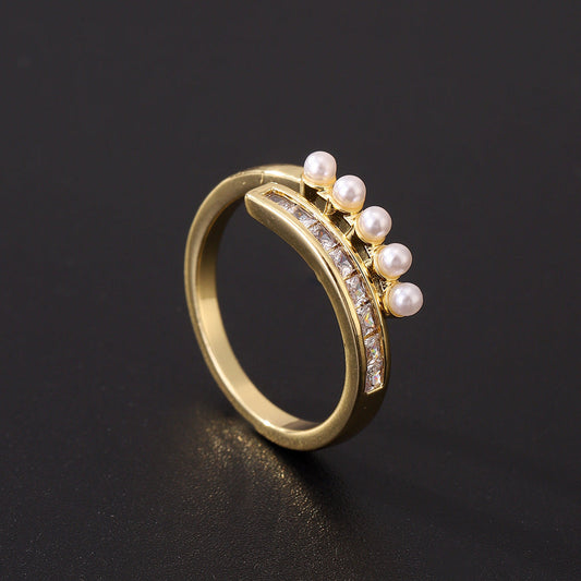 Elegant Pearl Gold Ring
