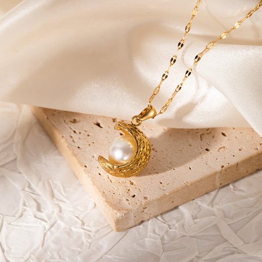 Elegant Pearl Necklace