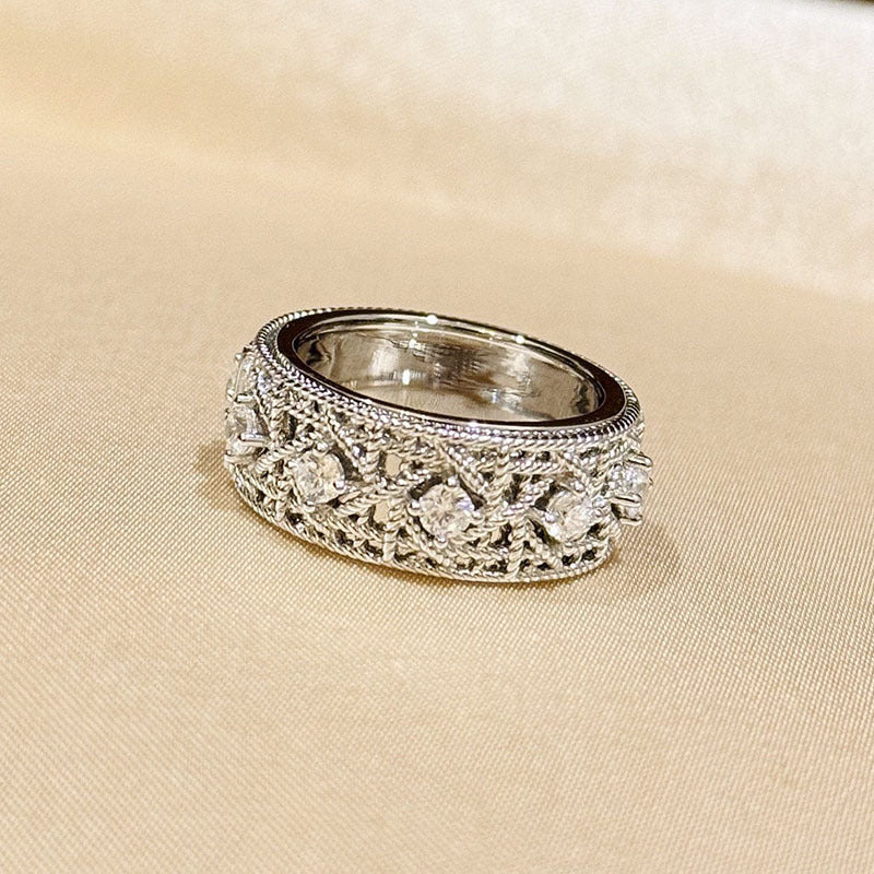 Elegant Round Crystal Wide Band