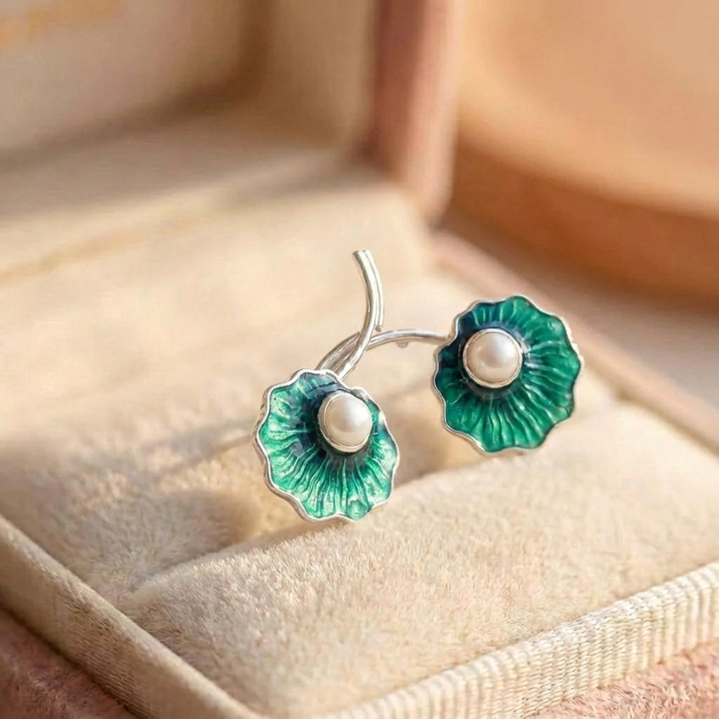Vintage Pearl Flower Earrings