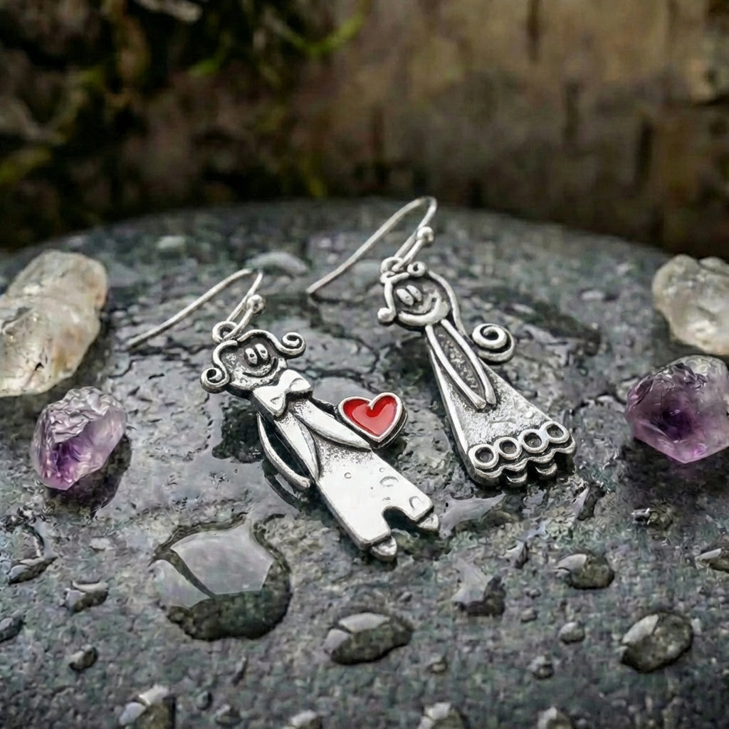 Vintage Couple Heart Earrings