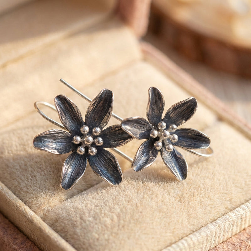 Elegant Blue Flower Earrings