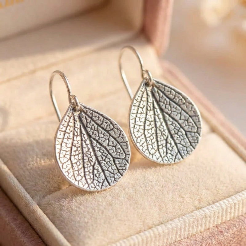 Elegant Leaf Dangle Earrings