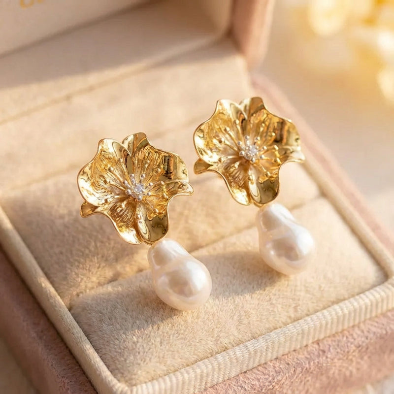Vintage Flower Pearl Earrings