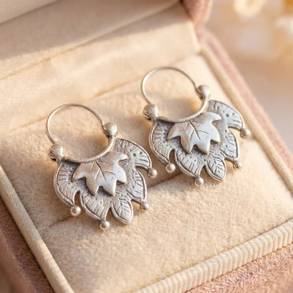 Vintage Carving Leaf Silver Earrings