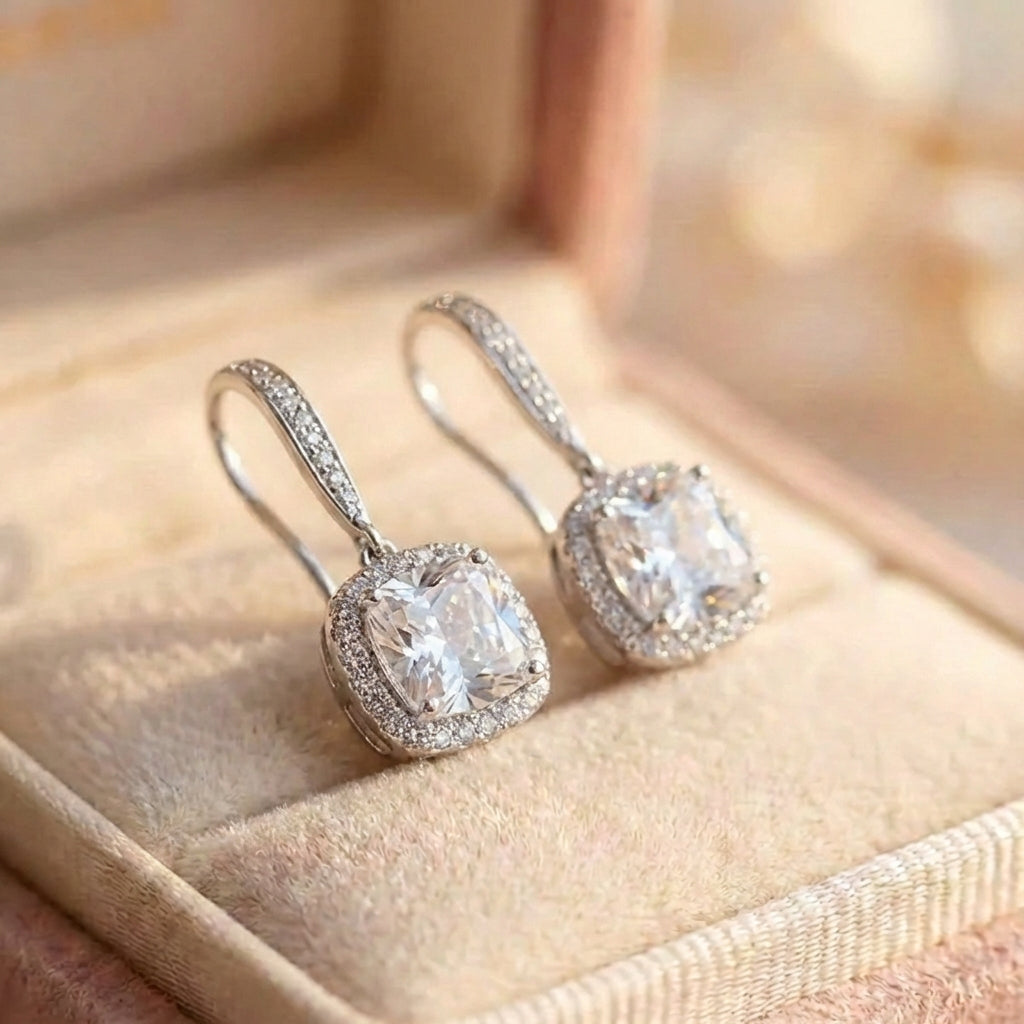 Exquisite Fashion White Zircon Dangle Earrings