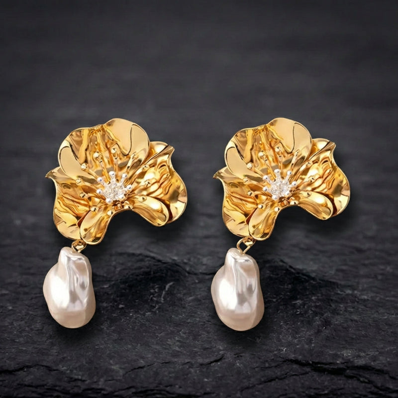 Vintage Flower Pearl Earrings