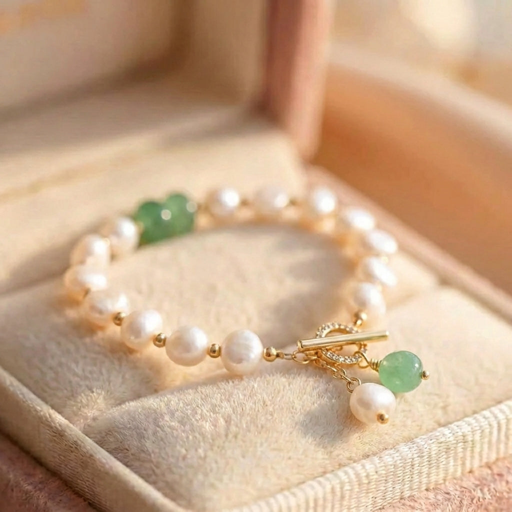 Vintage Pearl & Gold Green Gem Bracelet