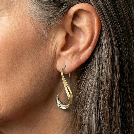 A Dangling Golden Earring Set