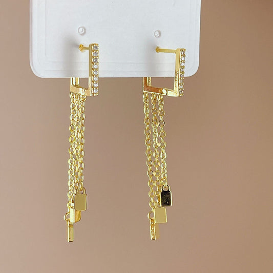 Gold Chain Drop Earrings