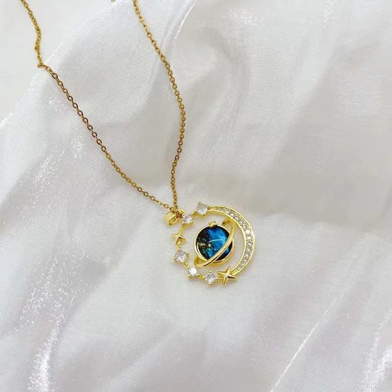 Gold Dream Starry Sky Planet Pendant