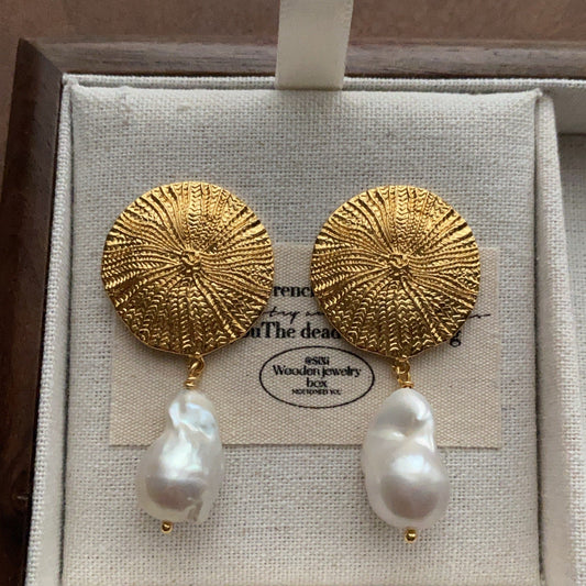 Gold Pearl Earrings