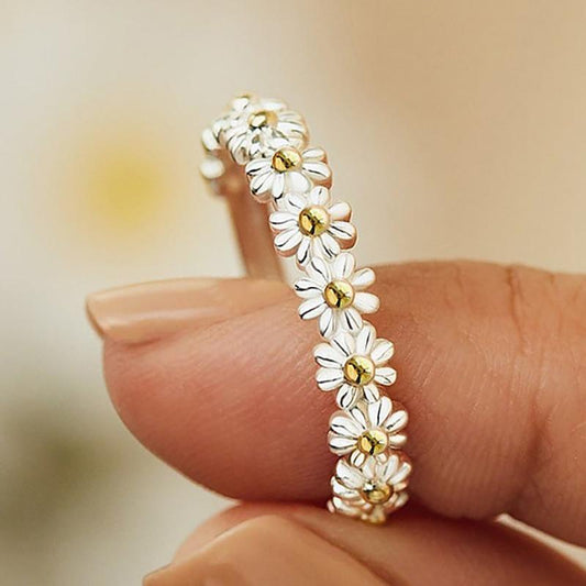 Adjustable Silver And Hand Painted Enamel Daisy Ring