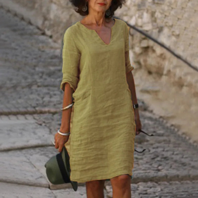 Beautifully Crafted Dress in a Classic Style