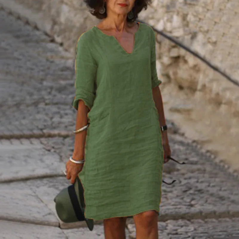 Beautifully Crafted Dress in a Classic Style