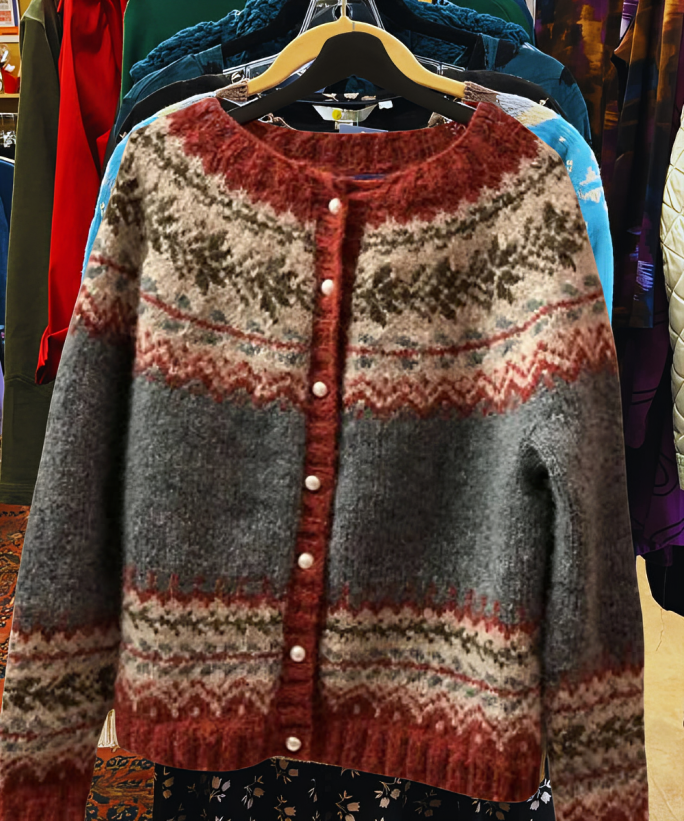 Classic Vintage Sweater with a Flattering Fit