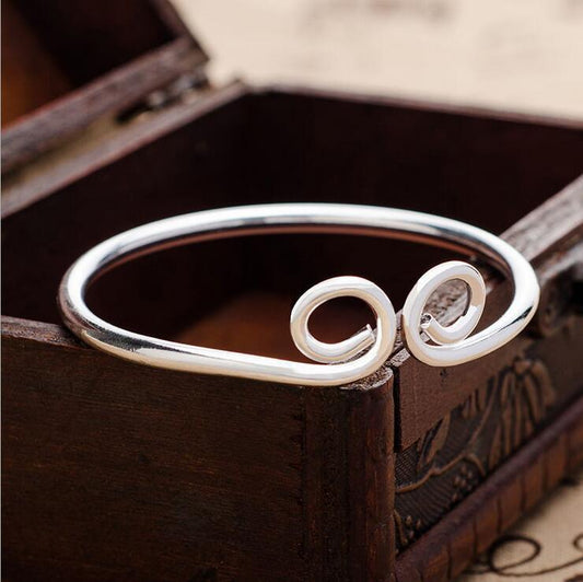 Modern Infinity Bracelet