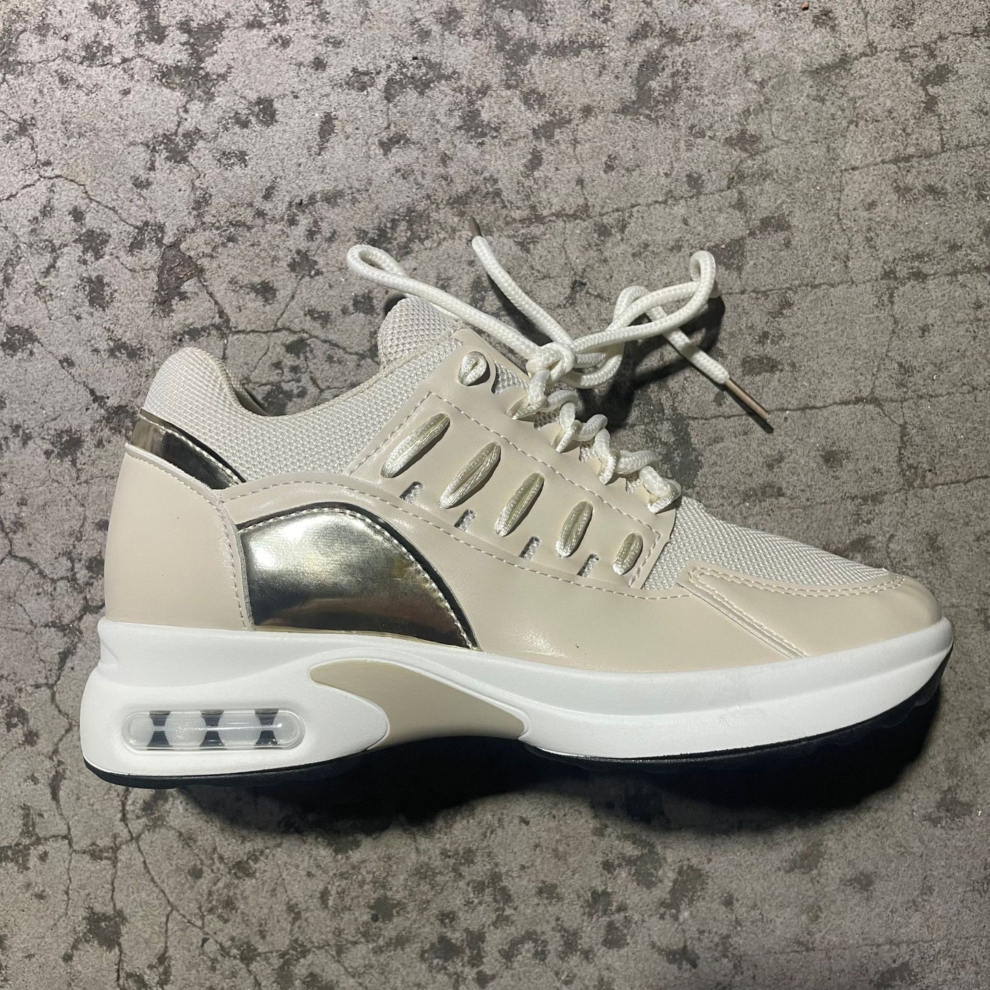 Chique Orthopedische Sneakers met Uniek Ontwerp