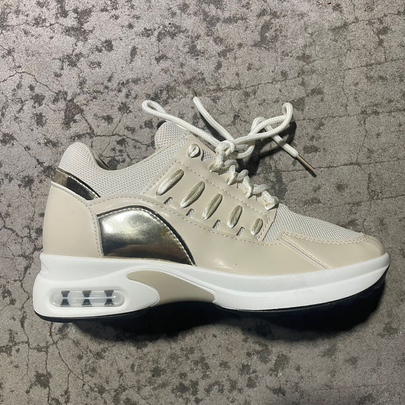 Chique Orthopedische Sneakers met Uniek Ontwerp